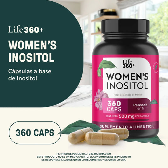 Frasco de suplemento Life360+ Women's Inositol 360 cápsulas sobre mesa, con cápsulas y hojas verdes.